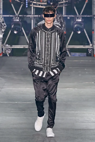 Look 51